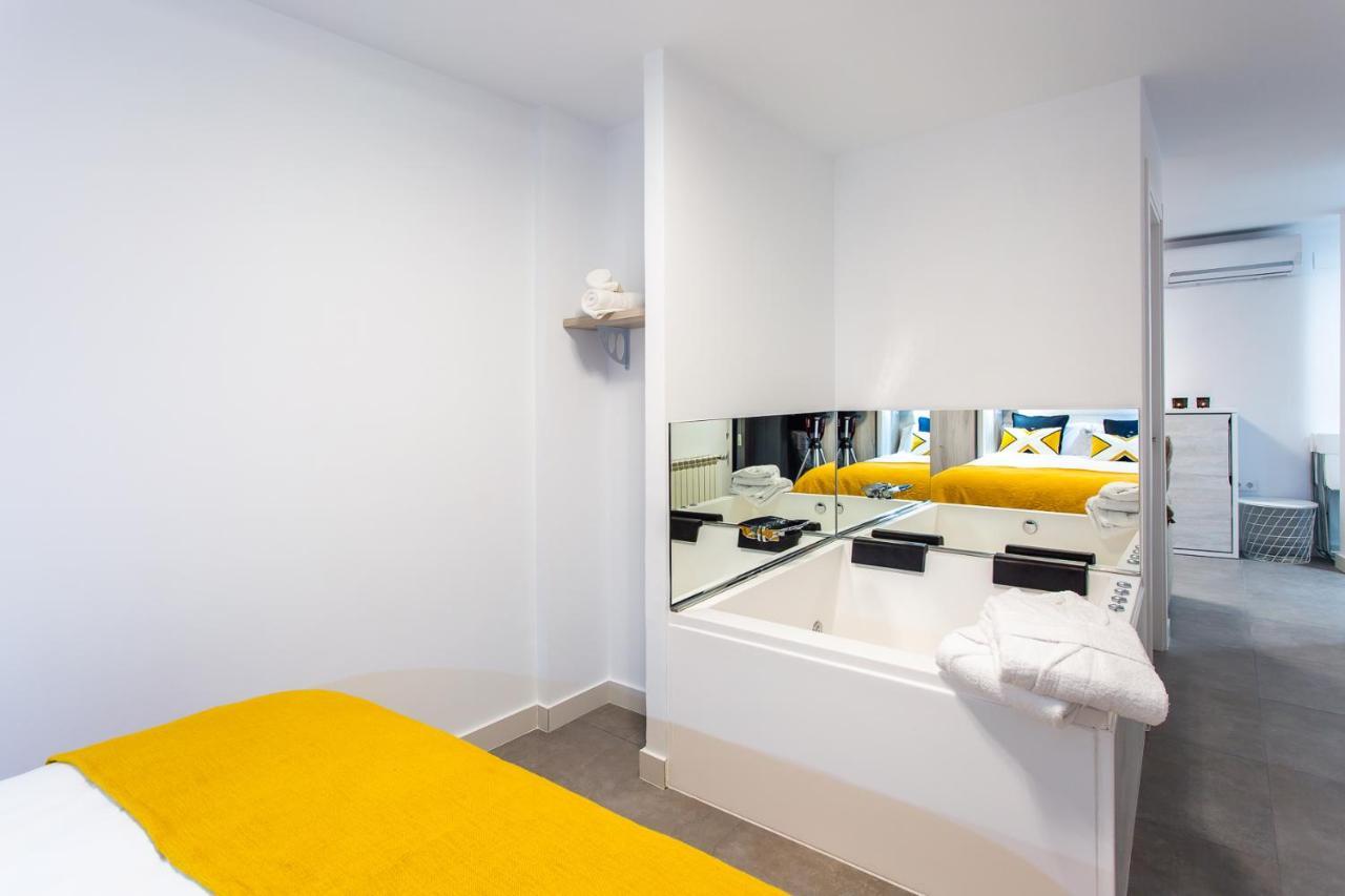 Apartamentos Hervás Suites Exterior foto
